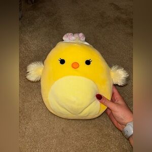 Easter chick squishmellow